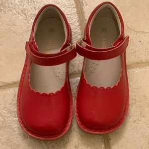 Scalloped Mary Jane L’Amour shoes